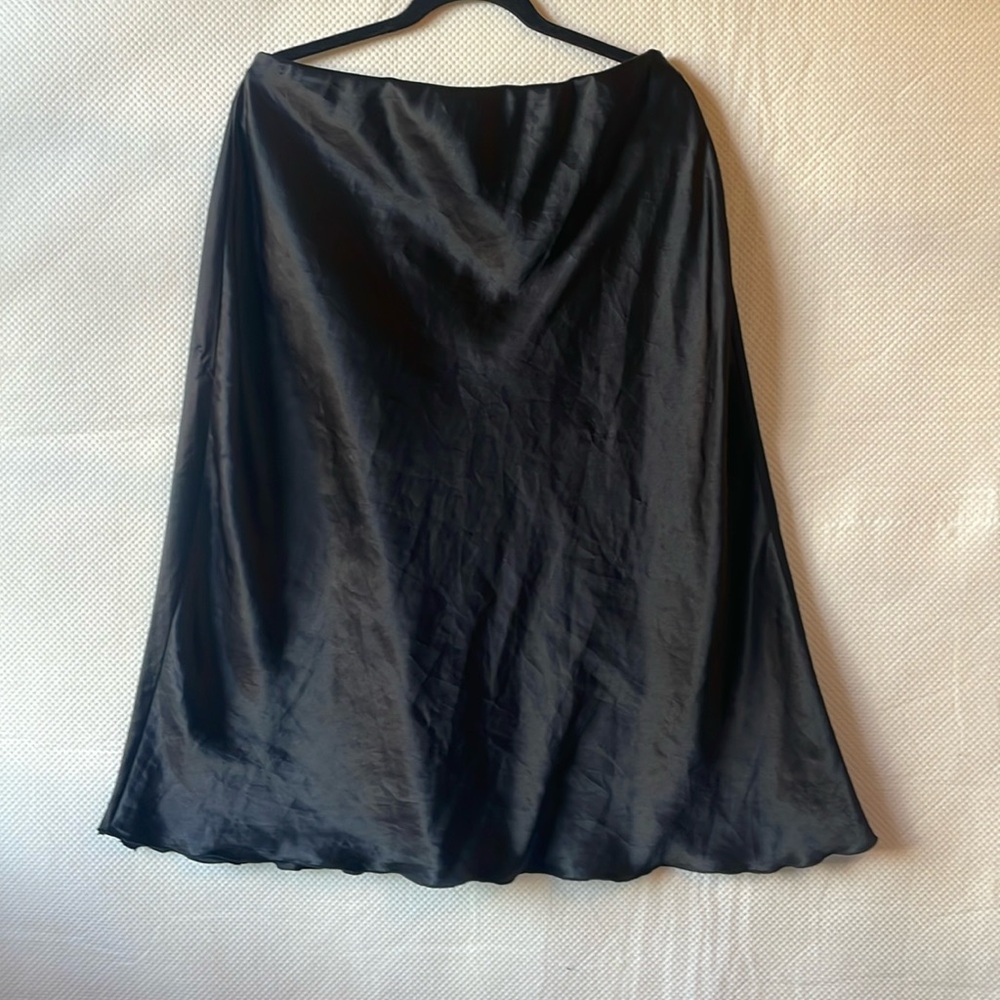 Satin skirt